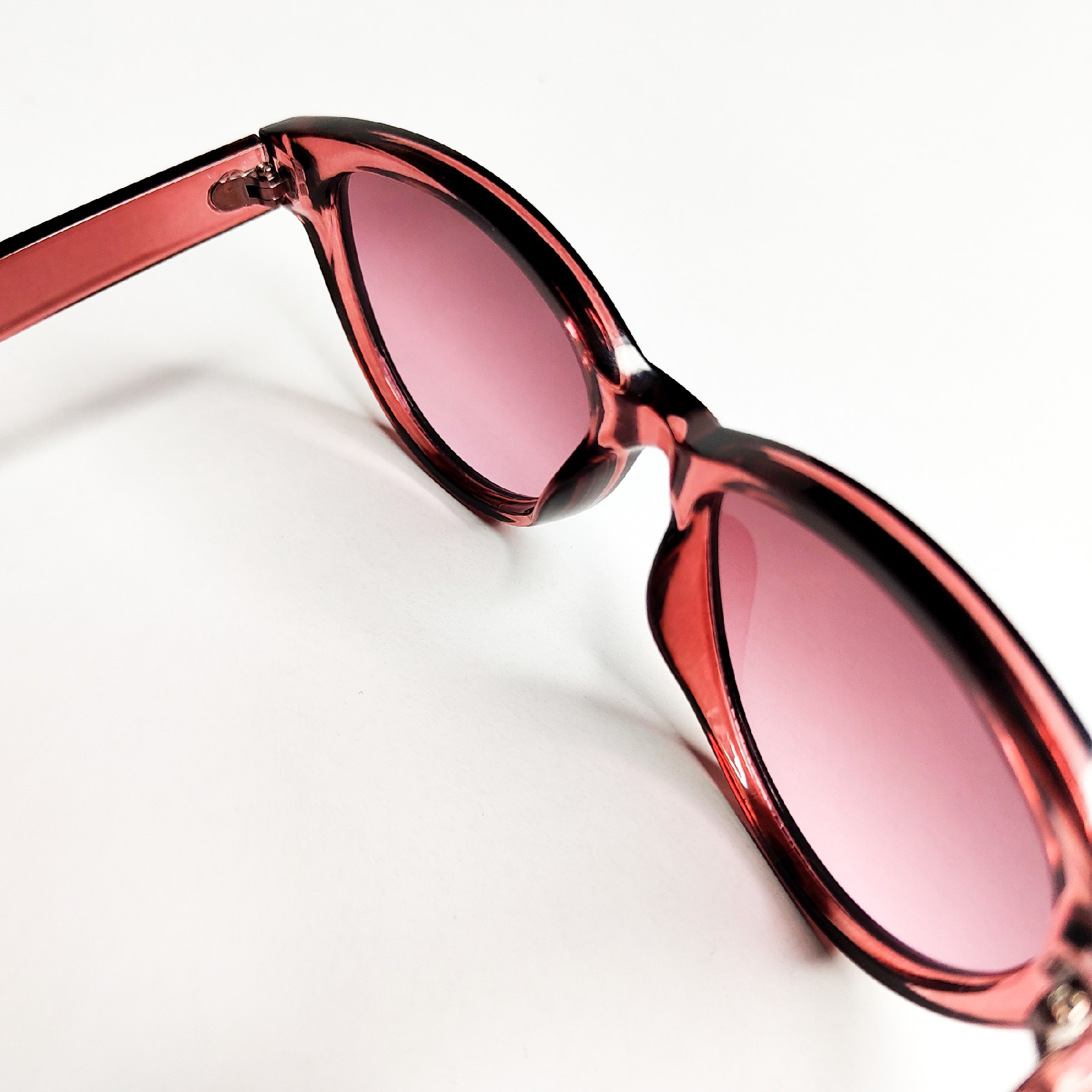 عینک آفتابی وایلدفولکس مدل Sunset Pink