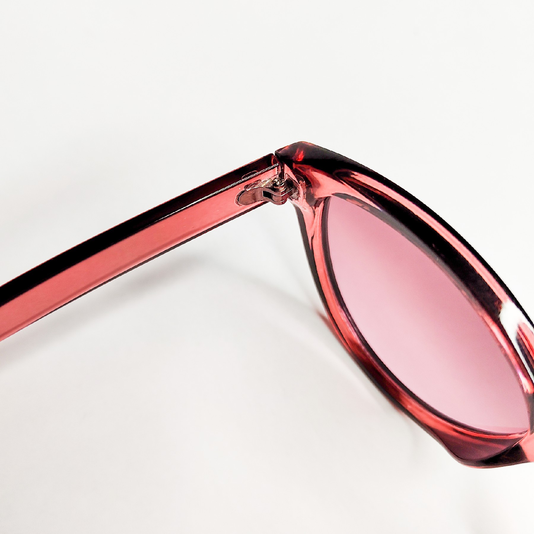 عینک آفتابی وایلدفولکس مدل Sunset Pink